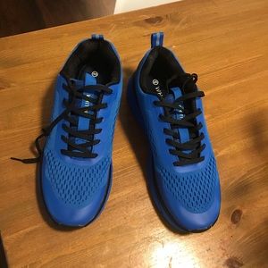 Joomra men’s lightweight running shoes